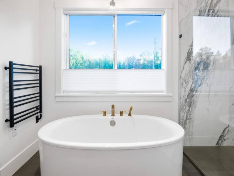Villa The Fernridge Estate: 5Bd Family Retreat! Langley Exterior foto